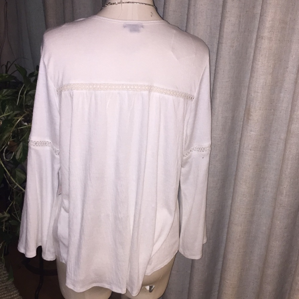 New Direction Open front Layering Top - Petite M White star 🌟 Host Pick - Picture 2 of 3